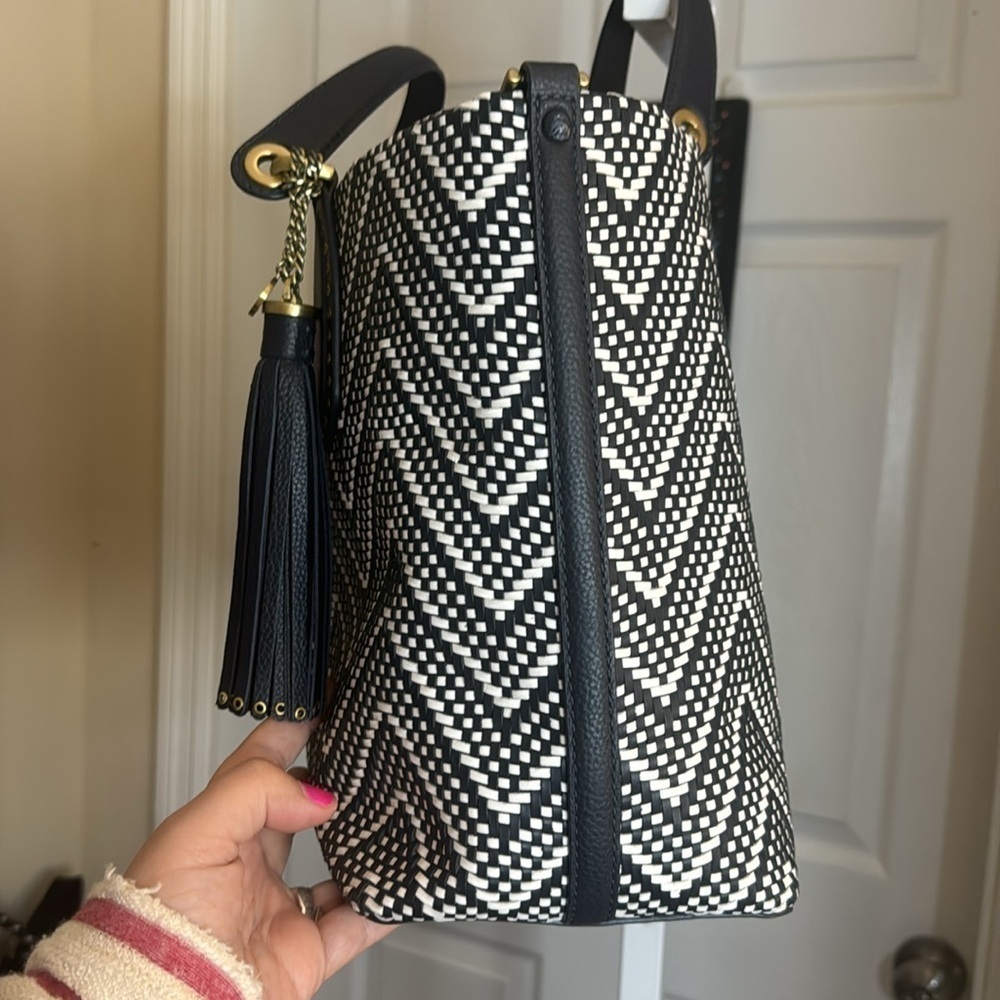 Michael Kors Brooklyn large woven satchel - Picture 5 of 6